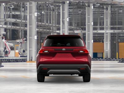 2026 Toyota Grand Highlander — photo 8 view