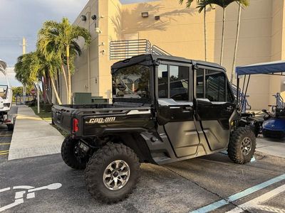 2023 Can-Am Defender MAX Lone Star Cab HD10 — detail view