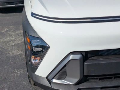 2026 Hyundai KONA — photo 10 view