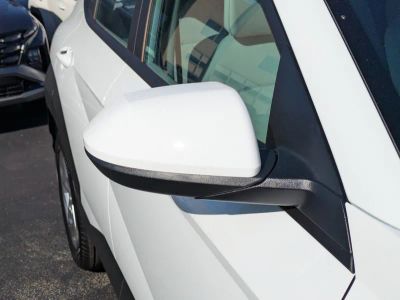 2026 Hyundai KONA — photo 12 view