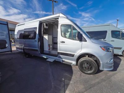 2026 Grech RV STRADA ION TOUR — photo 19 view
