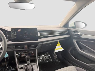 2026 Volkswagen Jetta - Photo 18