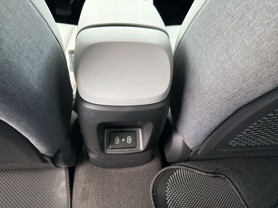 2026 Hyundai Elantra - Photo 13