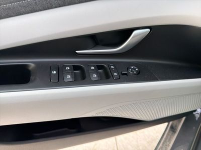 2026 Hyundai Elantra - Photo 29