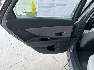 2026 Hyundai Elantra - Photo 16