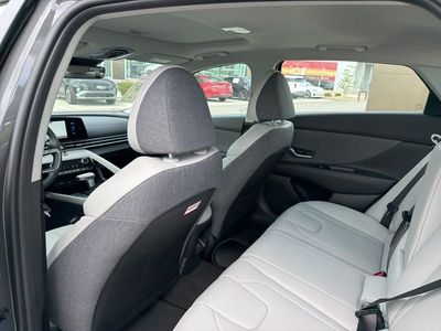 2026 Hyundai Elantra - Photo 12