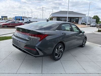 2026 Hyundai Elantra - Photo 4