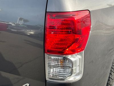 2013 Toyota Tundra - Photo 17