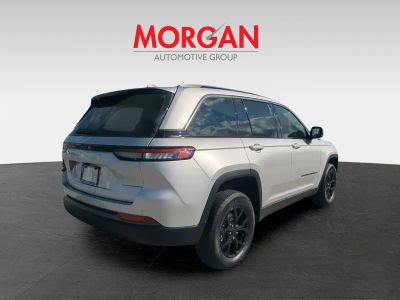 2026 Jeep Grand Cherokee — interior view