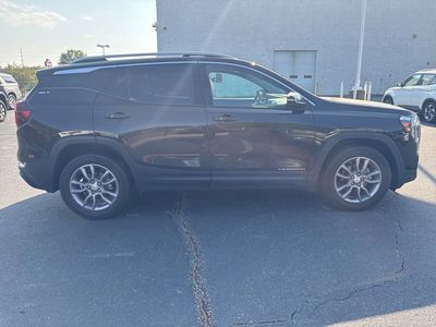 2023 GMC Terrain SLT - Photo 2