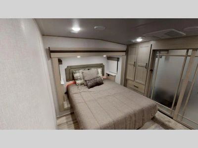 2021 Forest River RV Rockwood Ultra Lite — photo 10 view