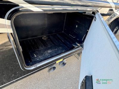 2018 Four Winds RV Four Winds - Photo 8