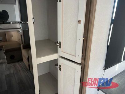 2025 Dutchmen RV Astoria - Photo 22