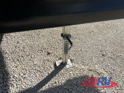 2025 Dutchmen RV Astoria - Photo 6