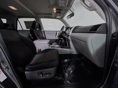 2011 Toyota 4Runner — photo 27 view