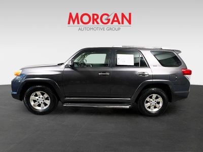 2011 Toyota 4Runner — engine compartment view