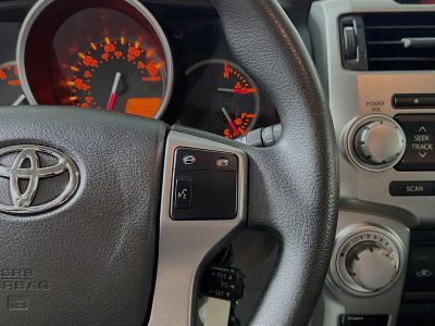 2011 Toyota 4Runner — photo 17 view