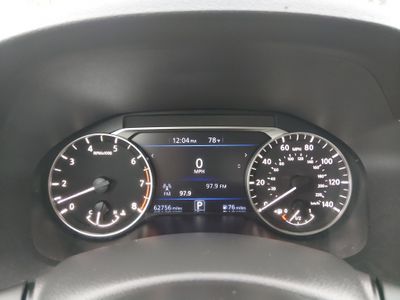 2024 Nissan Altima — photo 14 view