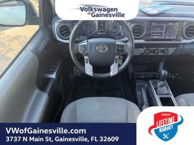 2023 Toyota Tacoma — photo 14 view