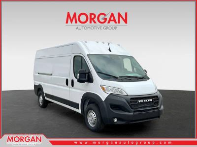 2026 Ram ProMaster 2500 High Roof in White — front three-quarter view