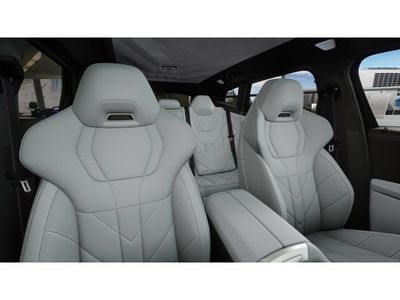 2026 BMW XM - Photo 11