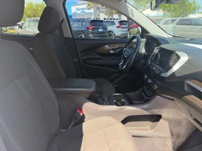 2020 GMC Terrain — photo 9 view