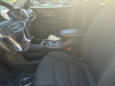 2020 GMC Terrain — photo 18 view