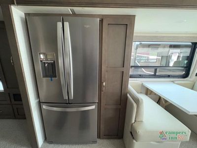 2025 Newmar Northern Star — photo 24 view