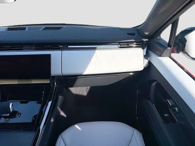 2026 Land Rover Range Rover Sport — photo 19 view