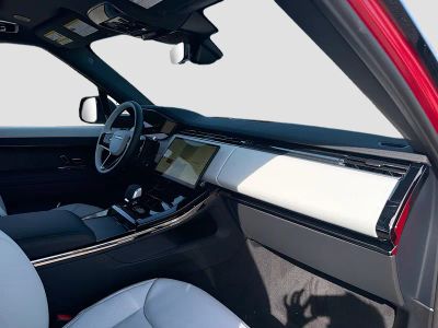 2026 Land Rover Range Rover Sport — photo 15 view