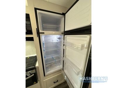 2025 Jayco Jay Flight SLX - Photo 13