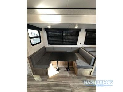 2025 Jayco Jay Flight SLX - Photo 11
