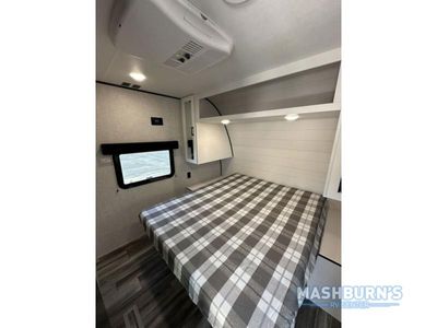 2025 Jayco Jay Flight SLX - Photo 15