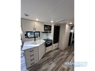 2025 Jayco Jay Flight SLX - Photo 12