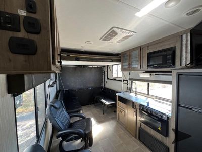 2021 Forest River RV Vengeance Rogue - Photo 10