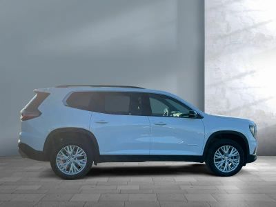 2026 GMC Acadia — photo 7 view