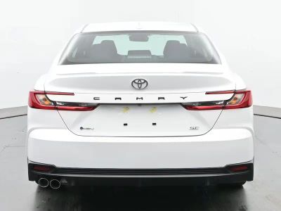 2026 Toyota Camry - Photo 4