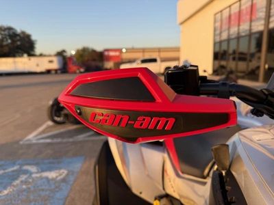 2026 Can-Am Renegade X mr 1000 R Hyper Silver & Legion Red — photo 26 view