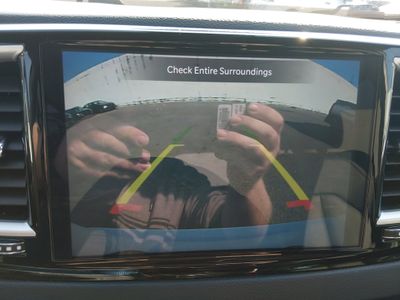 2023 Chrysler Pacifica — photo 16 view
