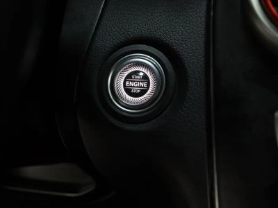 2022 Mercedes-Benz GLC AWD — photo 18 view