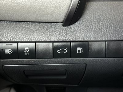 2018 Toyota Camry - Photo 28