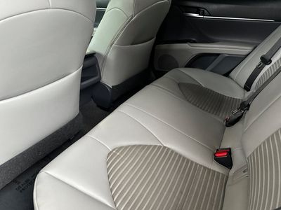 2018 Toyota Camry - Photo 4