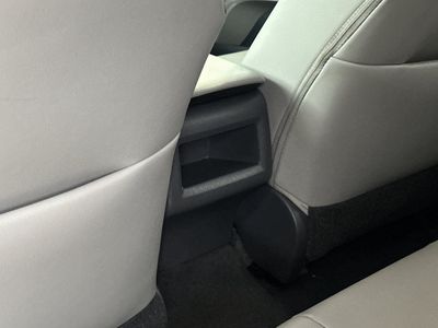 2018 Toyota Camry - Photo 14