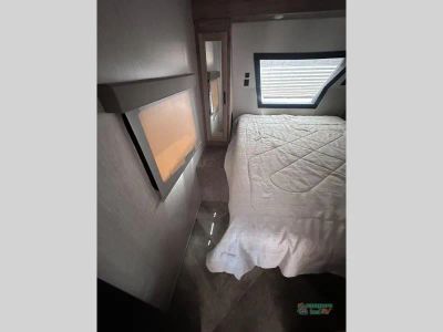 2023 Palomino Solaire — photo 30 view