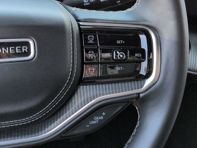 2023 Jeep Grand Wagoneer - Photo 28