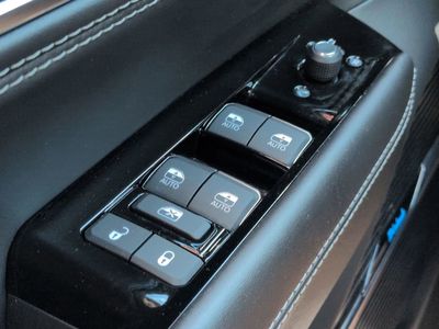 2023 Jeep Grand Wagoneer - Photo 26