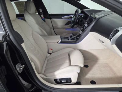 2022 BMW 8 Series — photo 31 view
