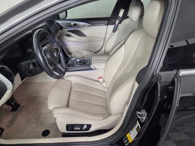 2022 BMW 8 Series — photo 11 view