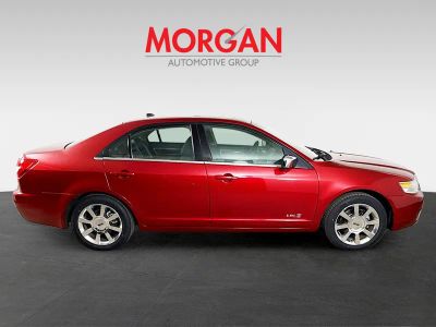 2009 Lincoln MKZ — side profile view