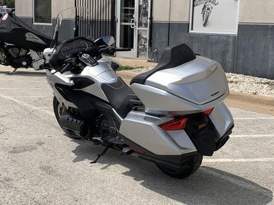 2025 Honda Gold Wing Tour - Photo 4